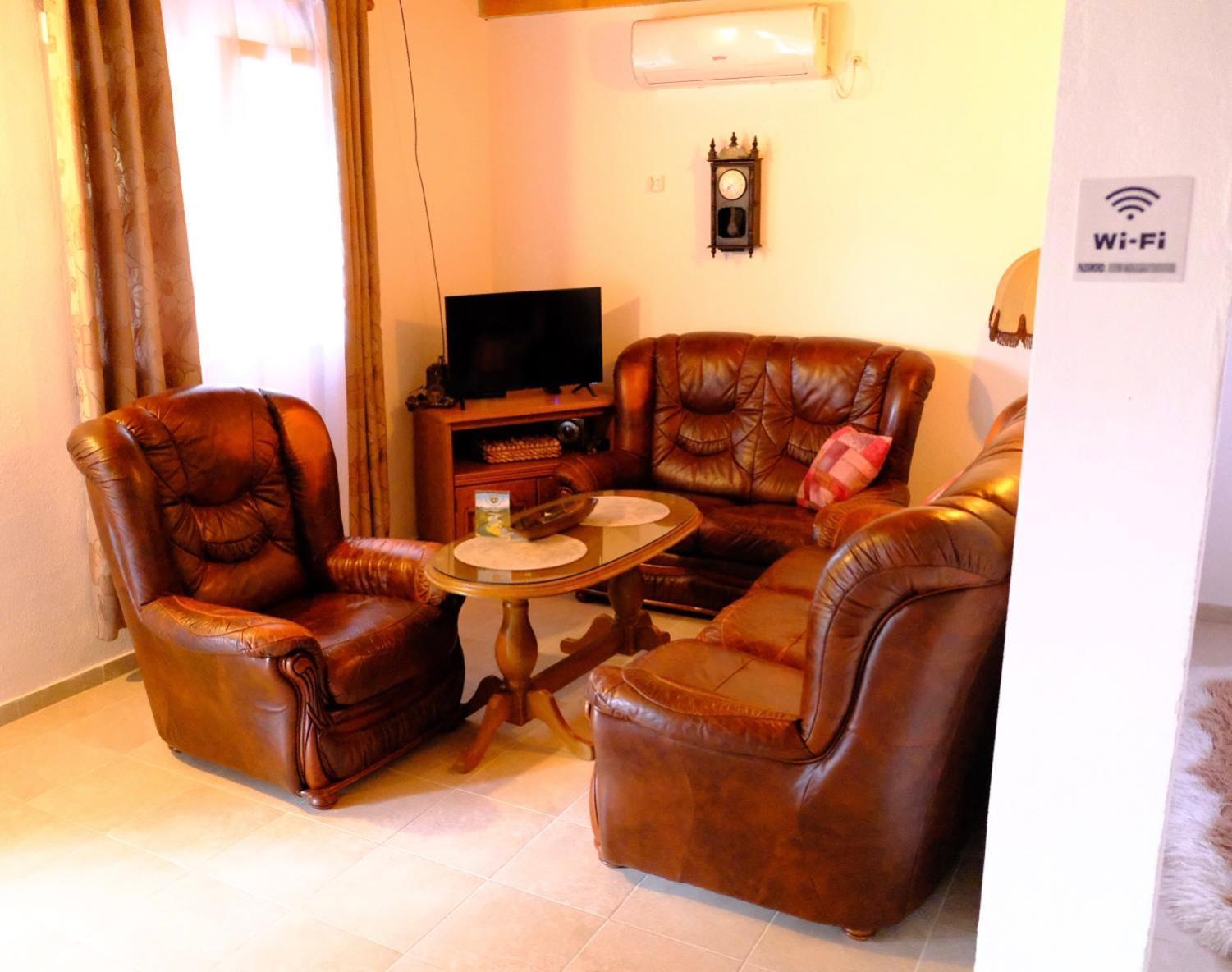 Sunlight Cottage Maya Virpazar Esterno foto